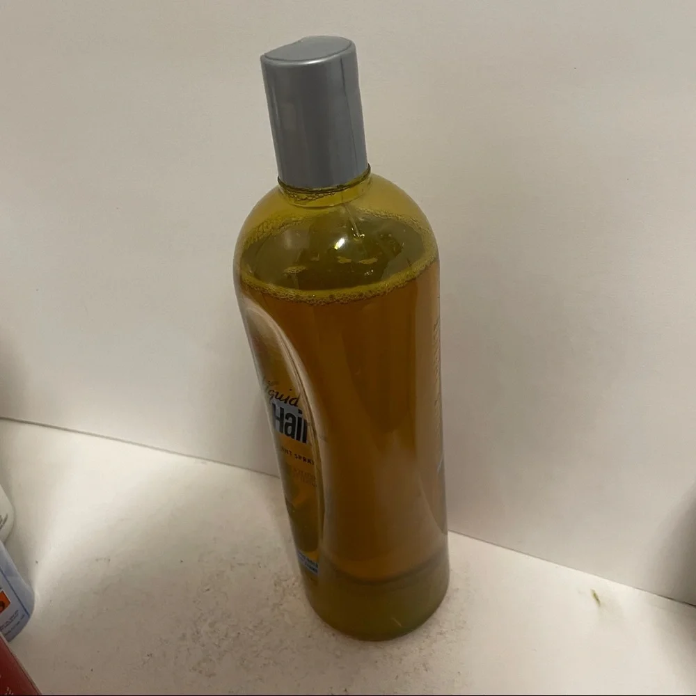 Wella Liquid Hair Brilliant Spray Gel Texture HTF